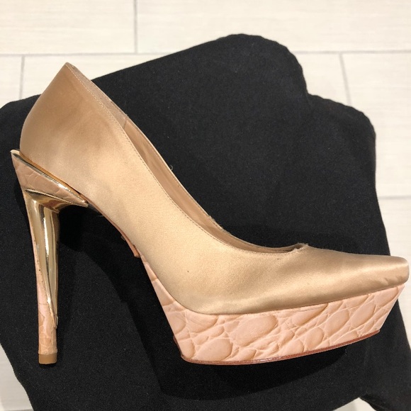 Herve Leger Nude Evita Pumps - Picture 2 of 8